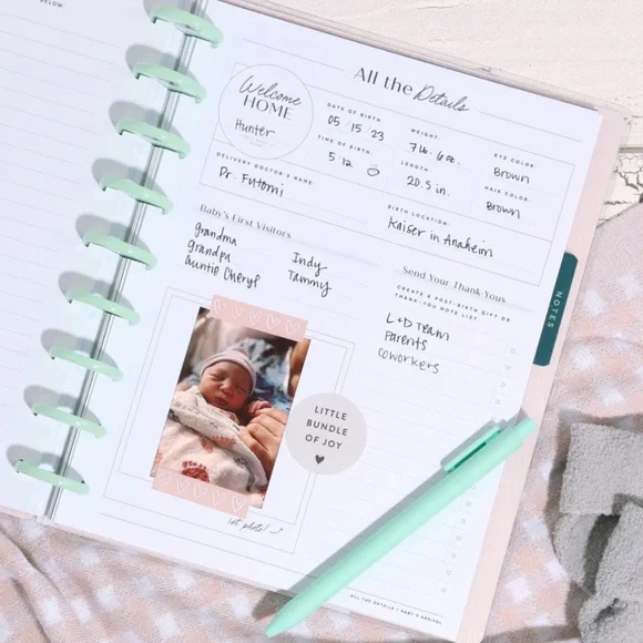 NWT- Happy Planner Undated Pregnancy Planner - Picture 3 of 9